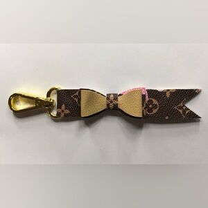 Handmade fashion keychains